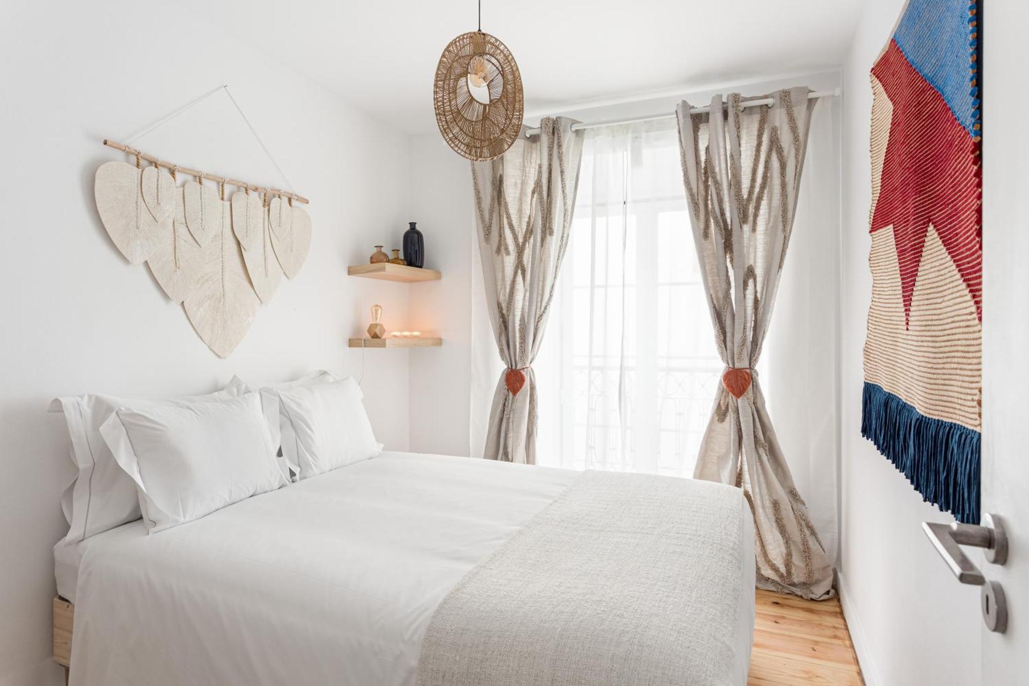 Joivy Bohemian Flat With Study Near The Centre Apartment Lisbon
